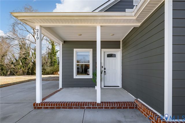 219 S Jones St, Petersburg, VA 23803