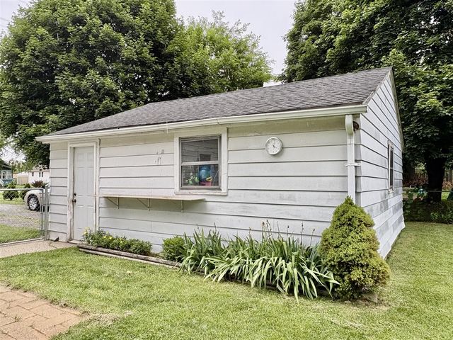 807 Concord Boulevard, Jackson, MI 49202
