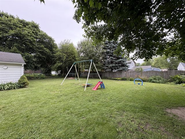 807 Concord Boulevard, Jackson, MI 49202