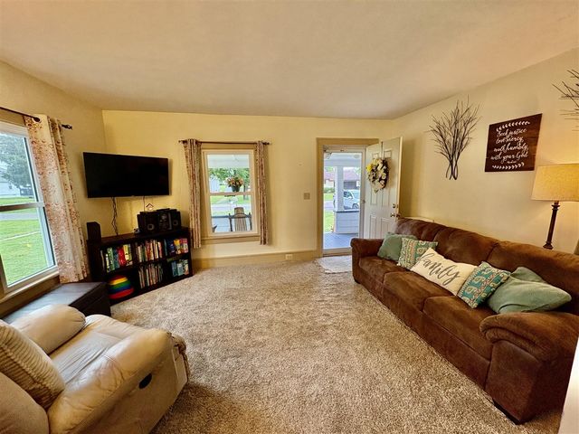 807 Concord Boulevard, Jackson, MI 49202