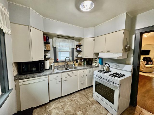 807 Concord Boulevard, Jackson, MI 49202