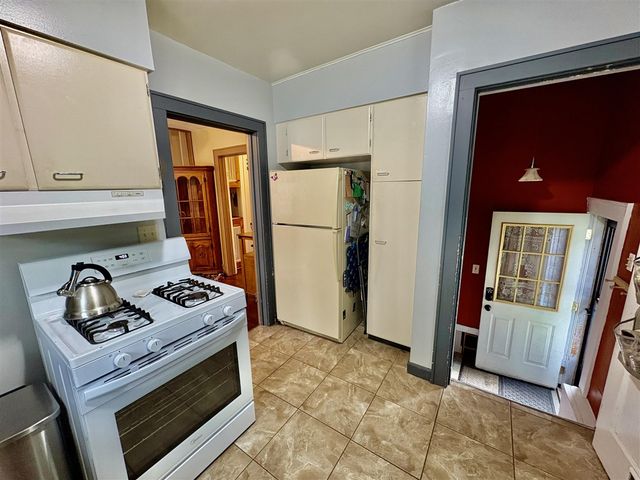 807 Concord Boulevard, Jackson, MI 49202