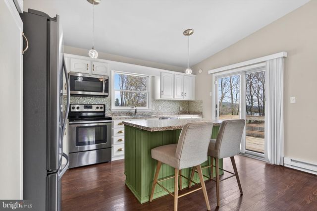 1360 STAG DR, Auburn, PA 17922