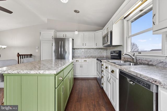1360 STAG DR, Auburn, PA 17922