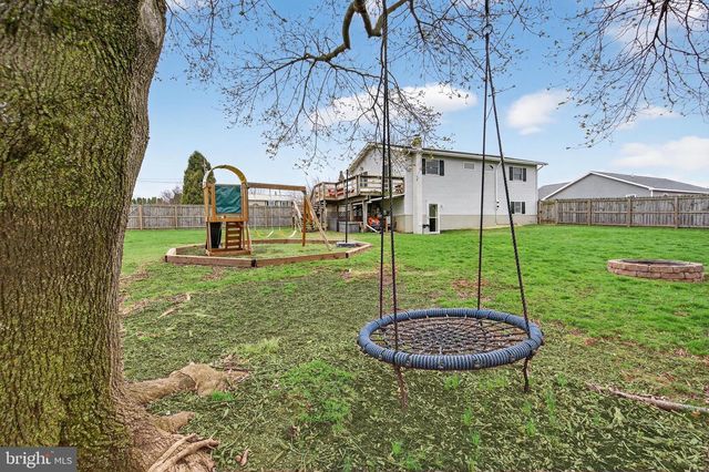 1360 STAG DR, Auburn, PA 17922