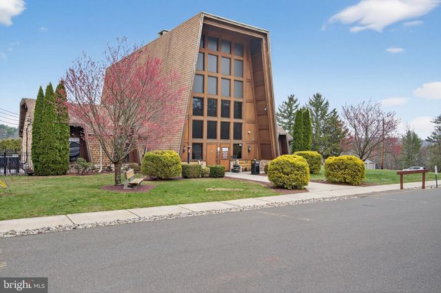 1360 STAG DR, Auburn, PA 17922