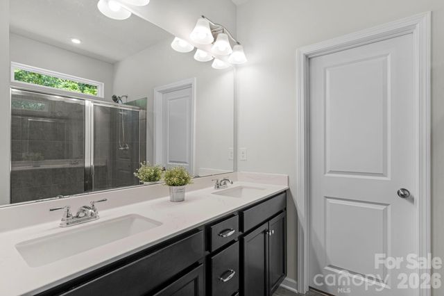 6028 Gala Lane, Charlotte, NC 28215