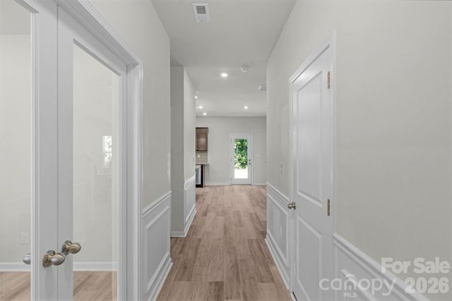 6028 Gala Lane, Charlotte, NC 28215