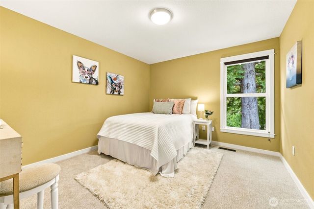 20130 44th Avenue NE, Lake Forest Park, WA 98155