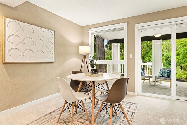 20130 44th Avenue NE, Lake Forest Park, WA 98155
