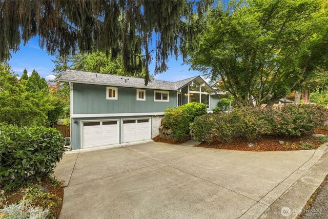 20130 44th Avenue NE, Lake Forest Park, WA 98155