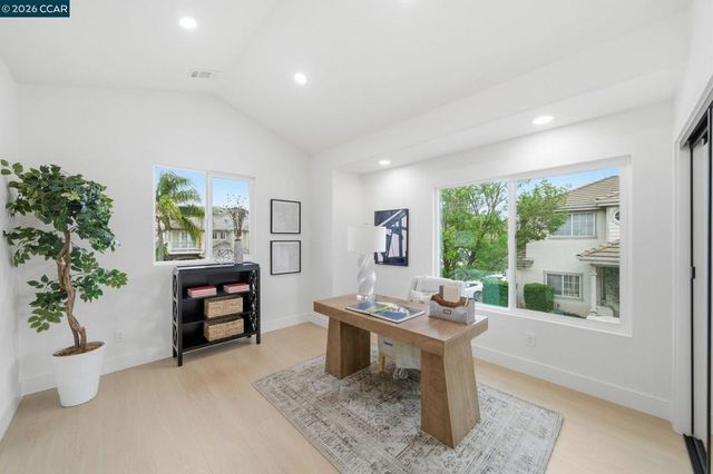 509 Zenith Ridge Dr, Danville, CA 94506