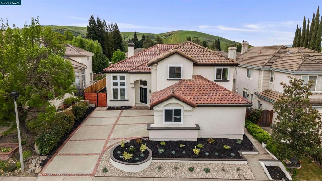 509 Zenith Ridge Dr, Danville, CA 94506