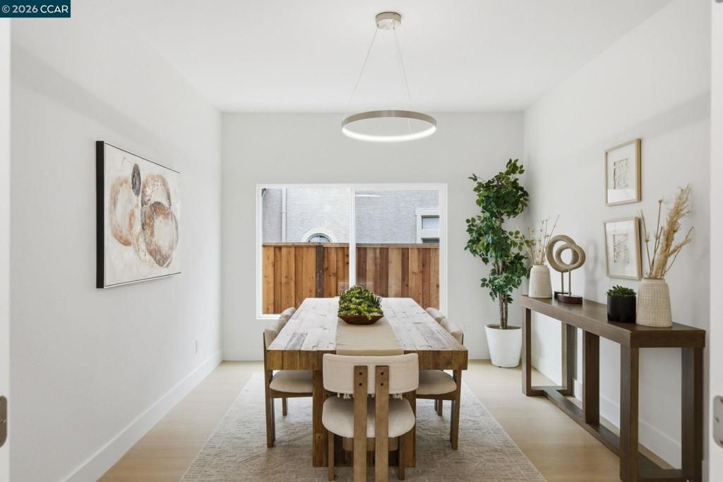 Image 10 of property listing at 509 Zenith Ridge Dr, Danville, CA 94506