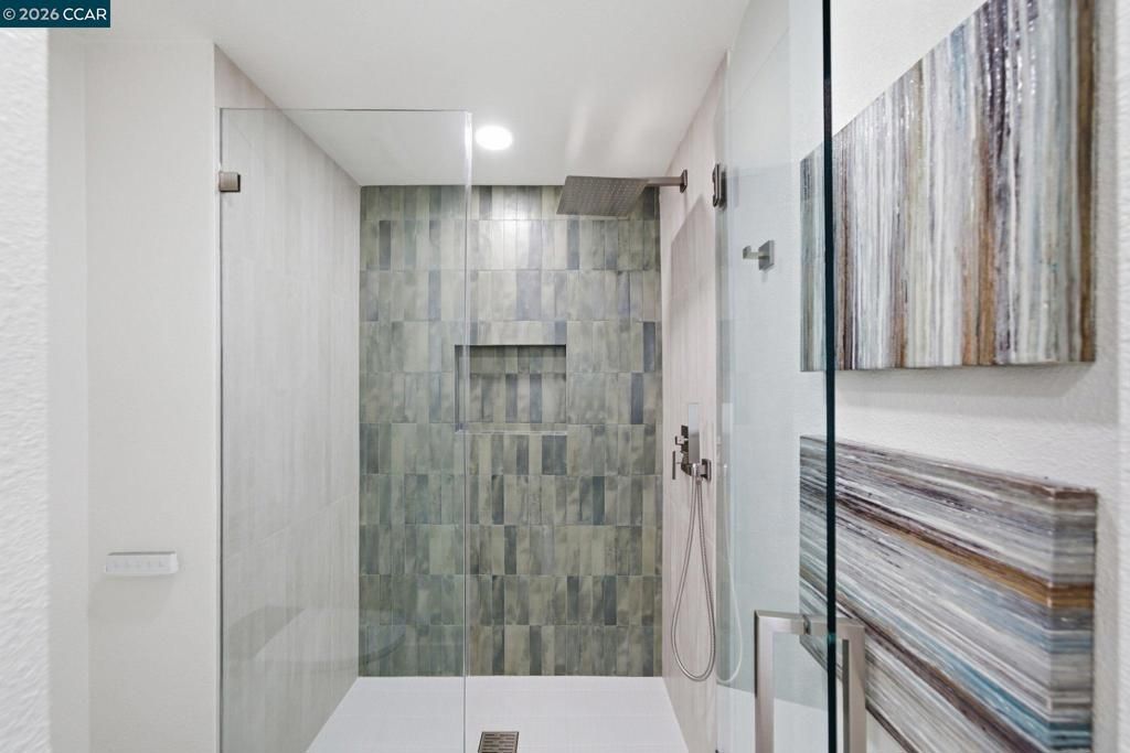 Image 32 of property listing at 509 Zenith Ridge Dr, Danville, CA 94506