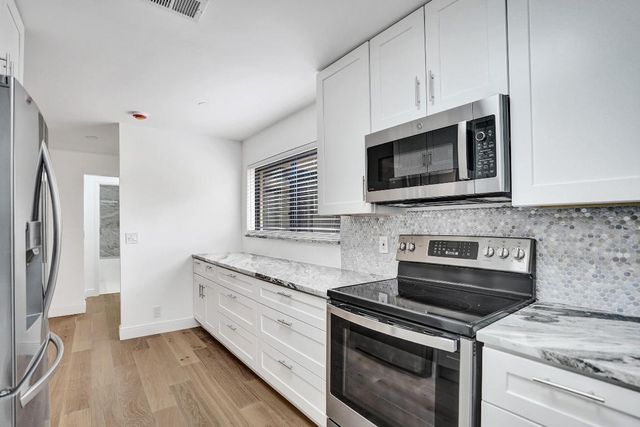 818 NW 26th Avenue, Delray Beach, FL 33445