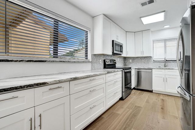 818 NW 26th Avenue, Delray Beach, FL 33445