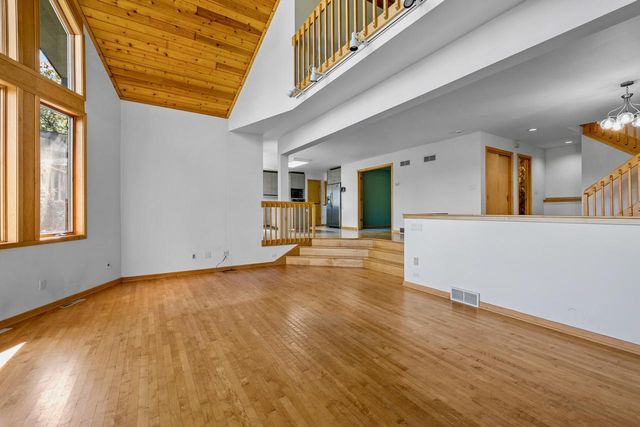 3364 Nagawicka AVENUE, Delafield, WI 53018