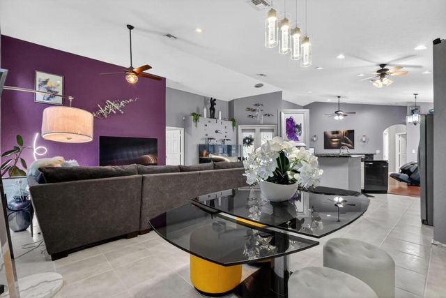 10026 Diamond Lake Drive, Boynton Beach, FL 33437