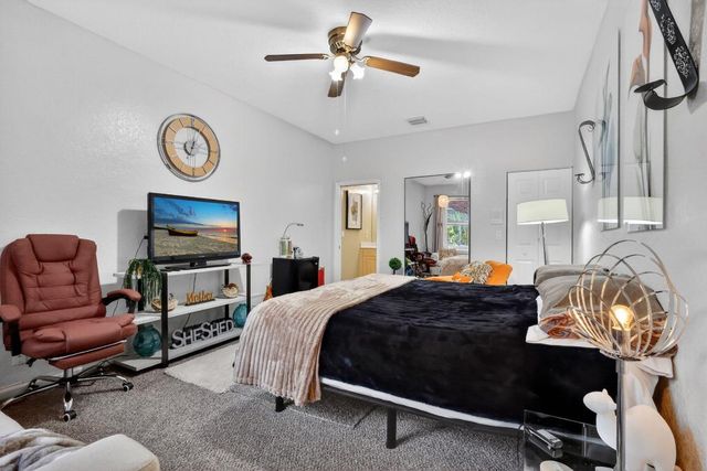 10026 Diamond Lake Drive, Boynton Beach, FL 33437