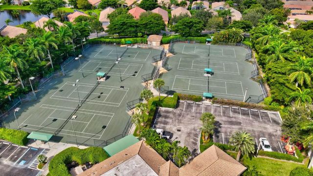 10026 Diamond Lake Drive, Boynton Beach, FL 33437