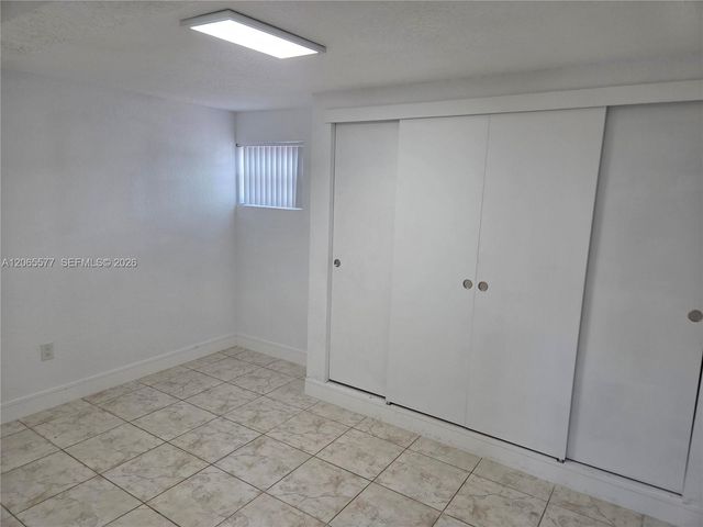 10500 SW 30th St, Miami, FL 33165