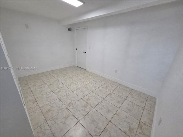 10500 SW 30th St, Miami, FL 33165