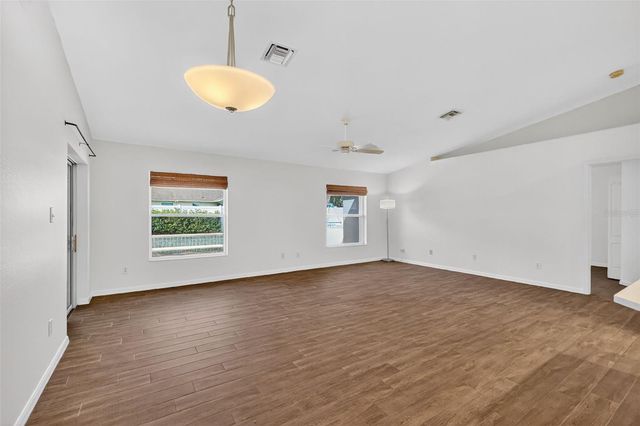 2113 WOLF RIDGE LANE, Mount Dora, FL 32757