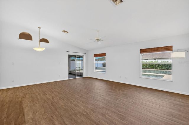 2113 WOLF RIDGE LANE, Mount Dora, FL 32757