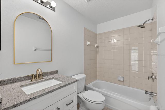 2113 WOLF RIDGE LANE, Mount Dora, FL 32757