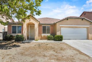 16026 Greyrock, Victorville, CA 92395