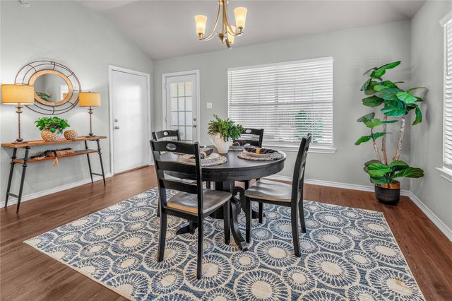 805 Azalea CT, College Station, TX 77840