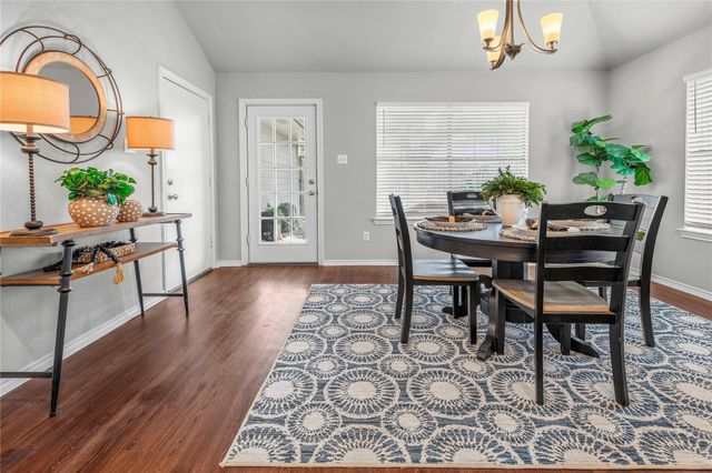 805 Azalea CT, College Station, TX 77840