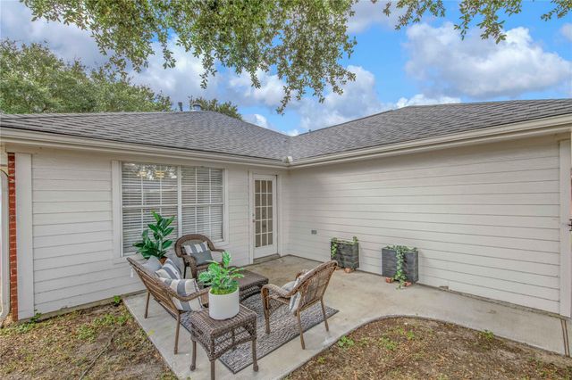805 Azalea CT, College Station, TX 77840