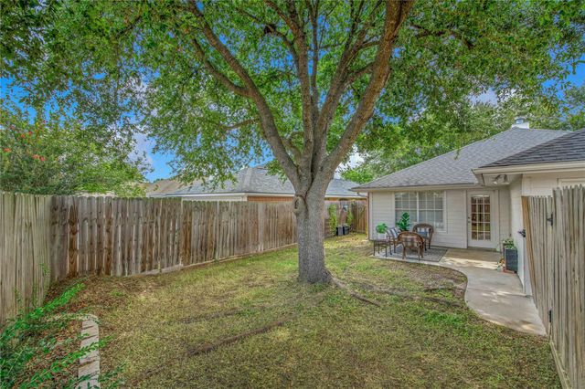 805 Azalea CT, College Station, TX 77840