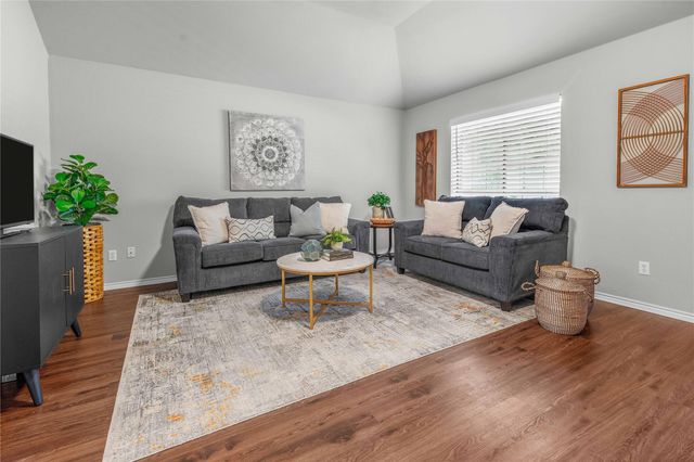 805 Azalea CT, College Station, TX 77840