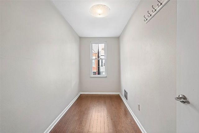 5151 Carnegie St, Lawrenceville, PA 15201