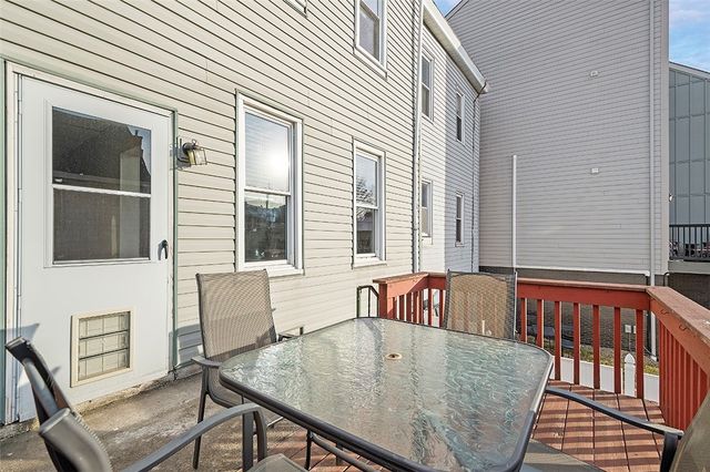 5151 Carnegie St, Lawrenceville, PA 15201