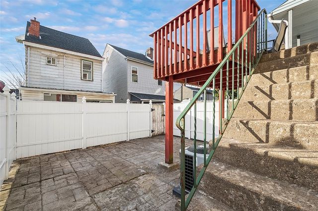 5151 Carnegie St, Lawrenceville, PA 15201