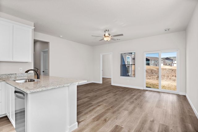 158 Summerfield Drive, Waverly, MN 55390