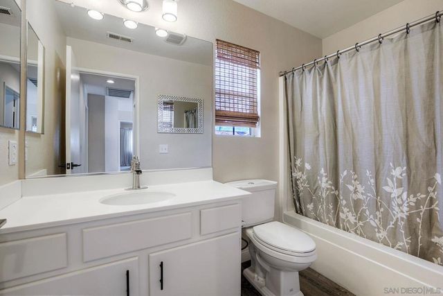 42066 Chestnut Dr, Temecula, CA 92591