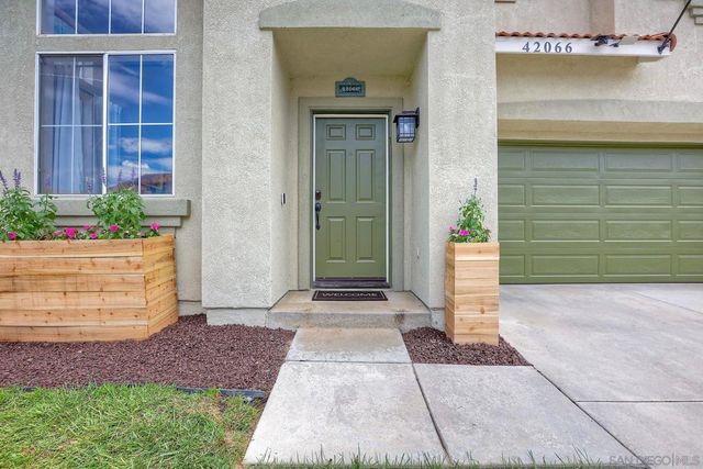 42066 Chestnut Dr, Temecula, CA 92591