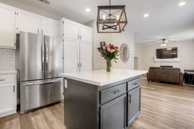 42066 Chestnut Dr, Temecula, CA 92591