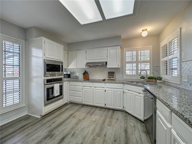 7802 Etienne Dr, Corpus Christi, TX 78414