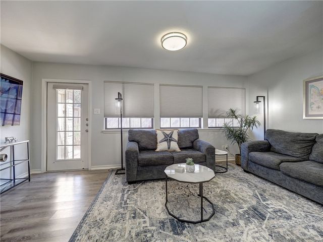 7802 Etienne Dr, Corpus Christi, TX 78414