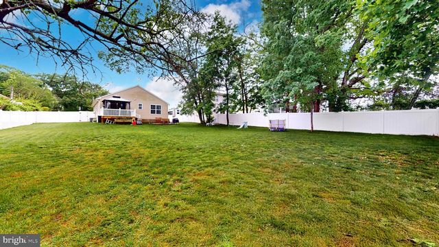 209 NEW YORK AVE, Egg Harbor City, NJ 08215