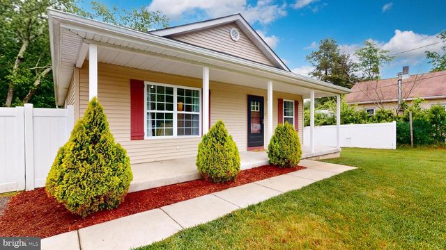 209 NEW YORK AVE, Egg Harbor City, NJ 08215