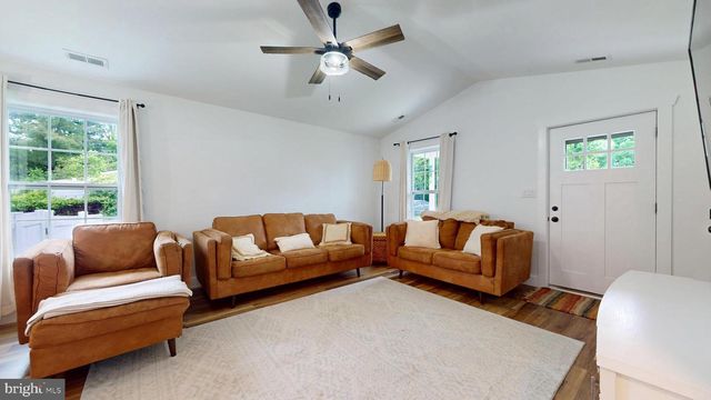 209 NEW YORK AVE, Egg Harbor City, NJ 08215