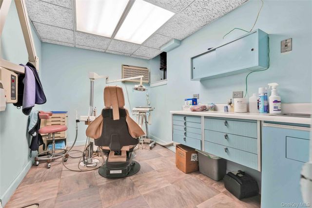 6940 Yellowstone Boulevard 9 & 10, Forest Hills, NY 11375