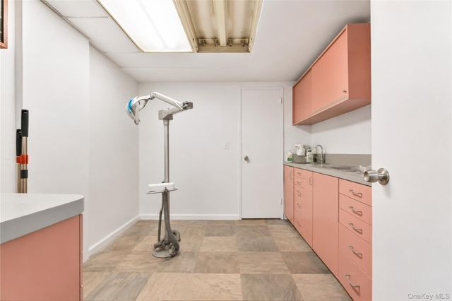 6940 Yellowstone Boulevard 9 & 10, Forest Hills, NY 11375